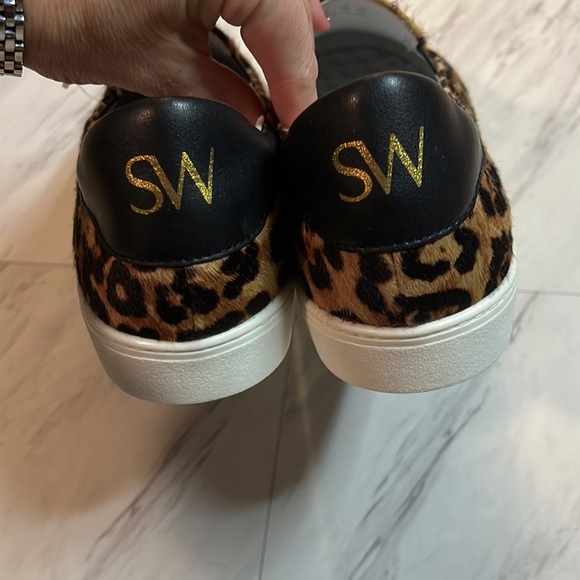Stuart Weitzman Daryl calf hair leopard print slip on shoes size 9.5 - Picture 4 of 7